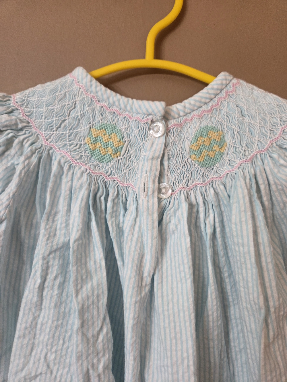 Little English Smocked Light Blue Girls' Dress with Puff Sleeves Size 2T - Picture 8 of 10